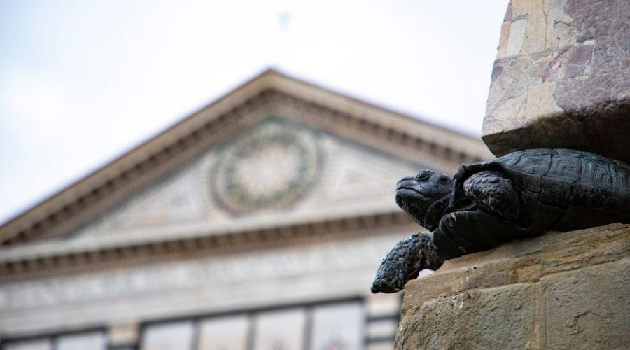 turtle statue history